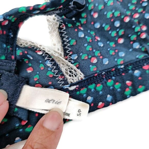 Aerie triangle bralette - Picture 3 of 4